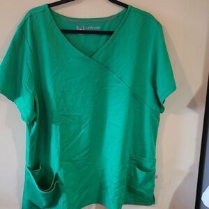 Urbane Ultimate Scrub top